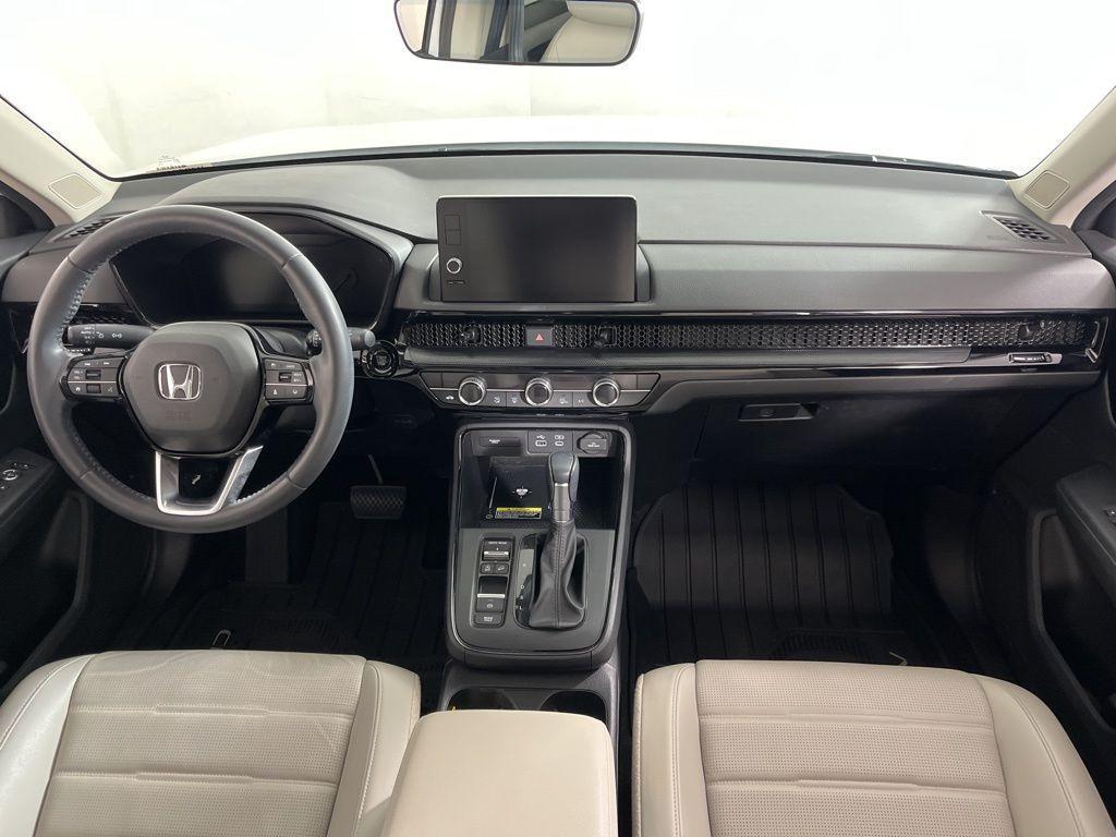 used 2025 Honda CR-V car, priced at $33,000