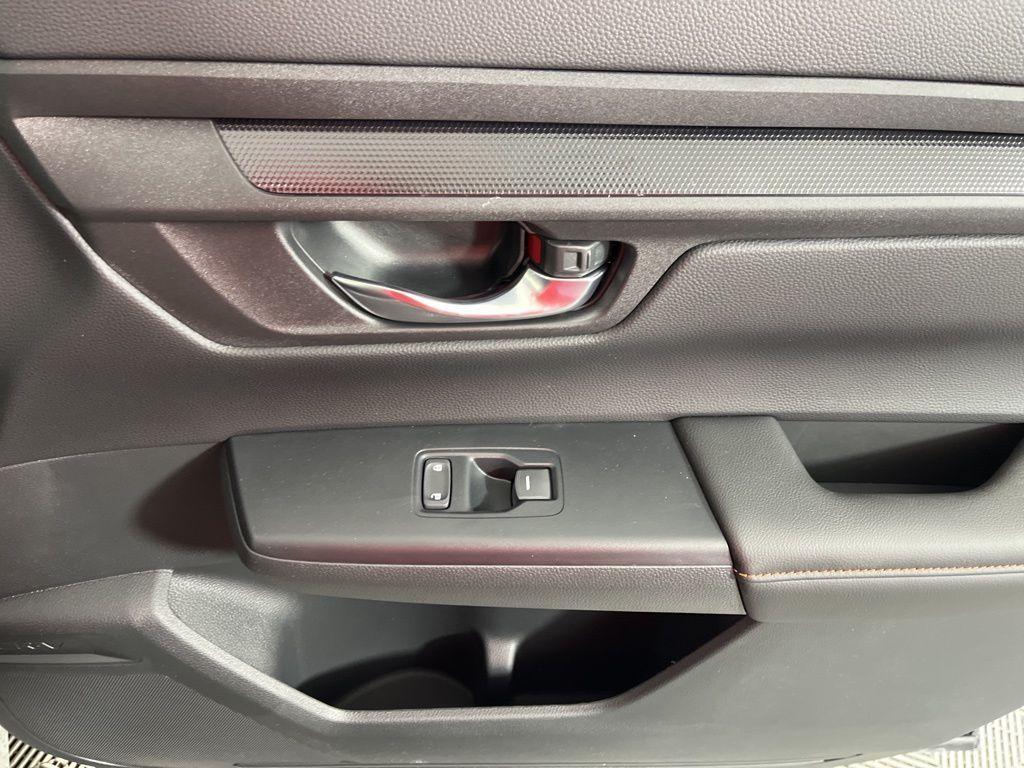 new 2026 Honda CR-V Hybrid car, priced at $38,580