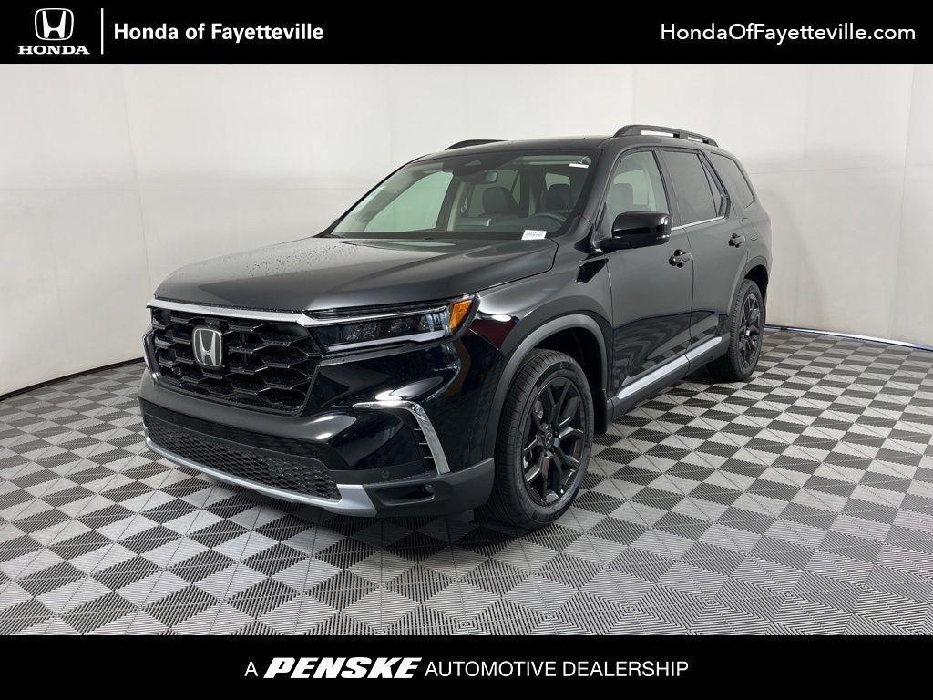 new 2025 Honda Pilot car, priced at $50,895