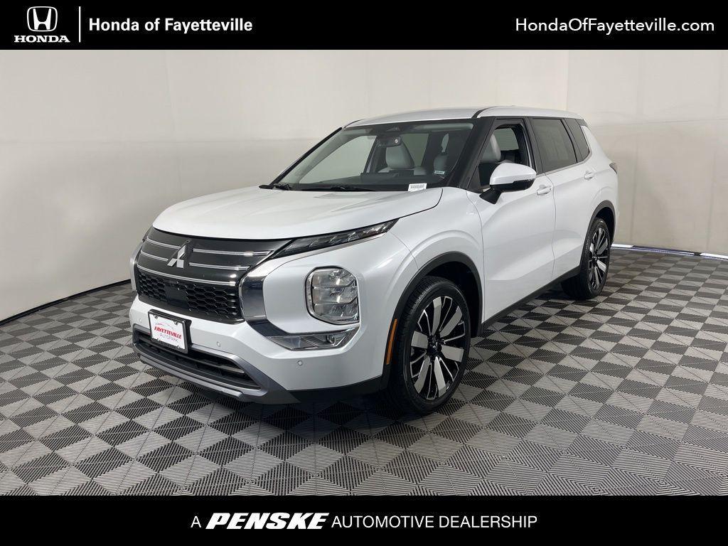 used 2025 Mitsubishi Outlander car, priced at $24,310
