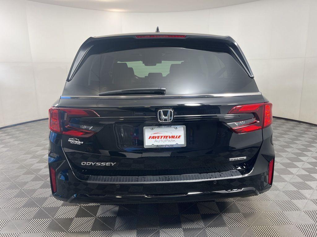 new 2026 Honda Odyssey car, priced at $48,990