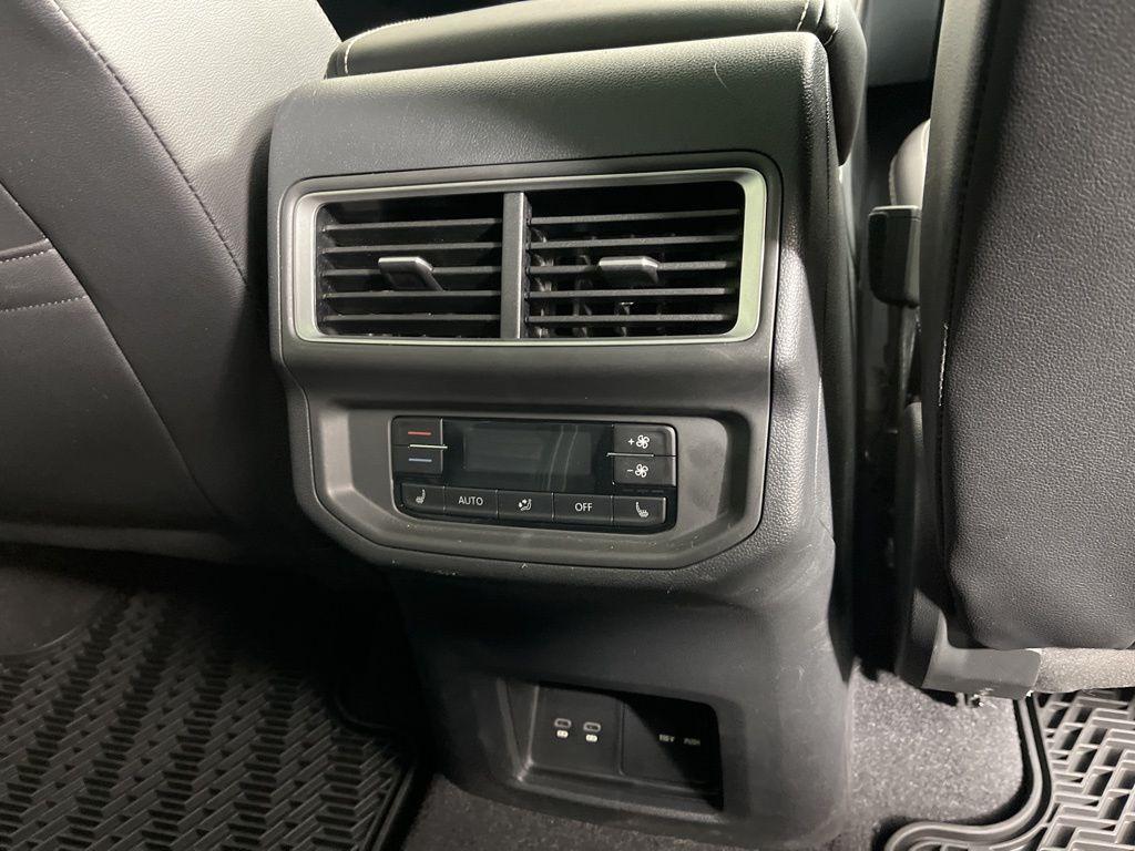 used 2024 Volkswagen Atlas car, priced at $33,670