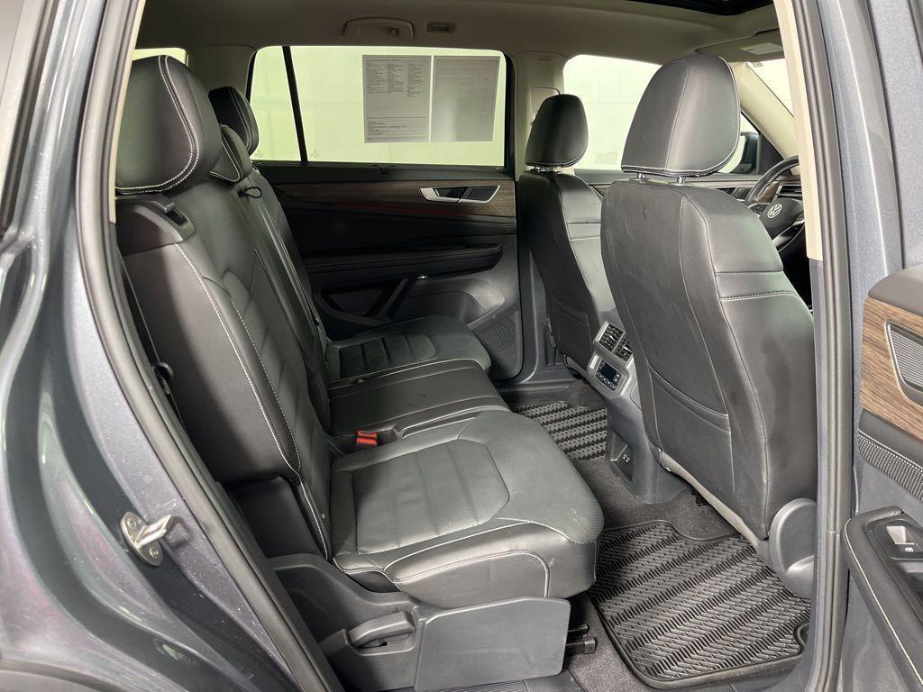 used 2024 Volkswagen Atlas car, priced at $33,670
