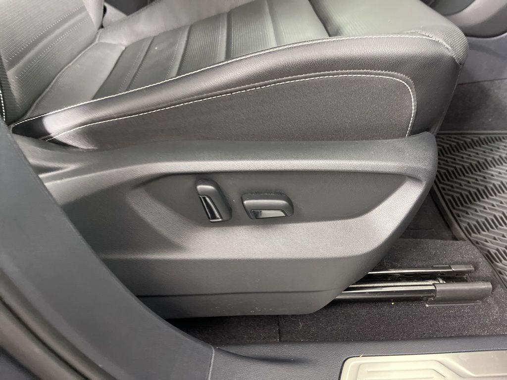 used 2024 Volkswagen Atlas car, priced at $33,670