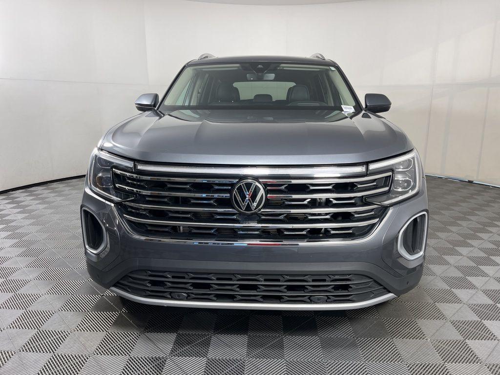 used 2024 Volkswagen Atlas car, priced at $33,670