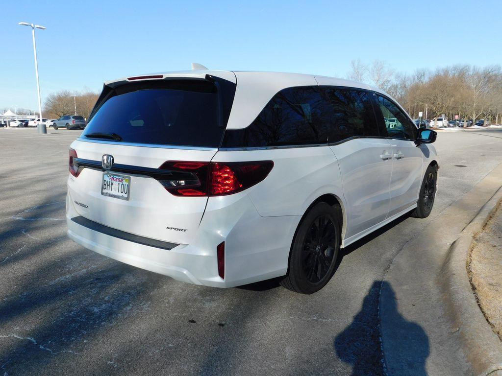 used 2025 Honda Odyssey car, priced at $40,530
