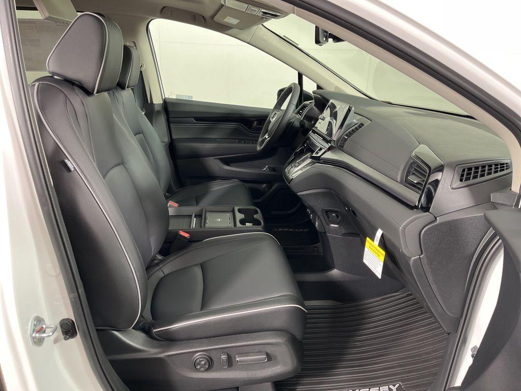 new 2026 Honda Odyssey car, priced at $49,445