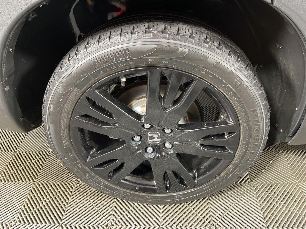 used 2020 Honda Pilot car, priced at $22,922