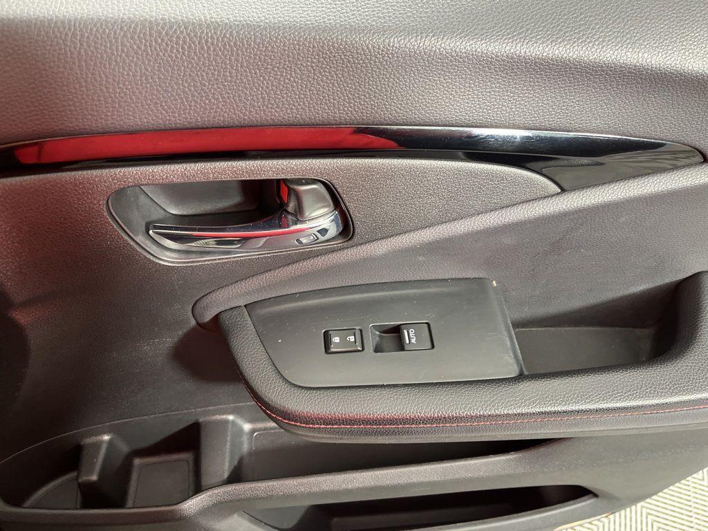 used 2020 Honda Pilot car, priced at $22,922