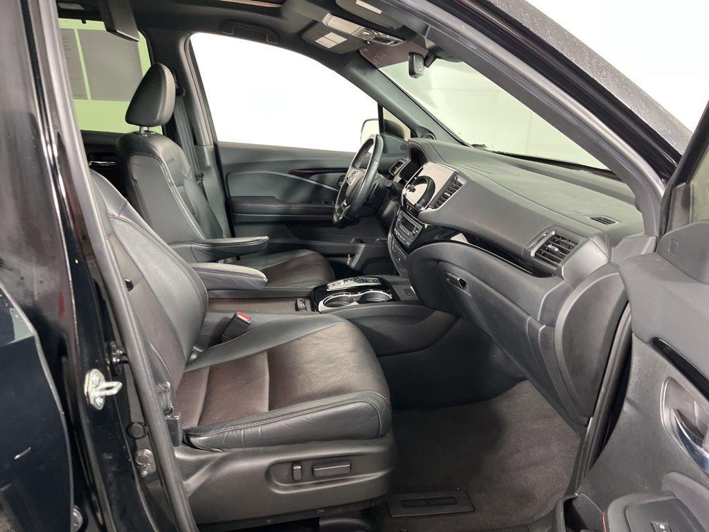 used 2020 Honda Pilot car, priced at $22,922