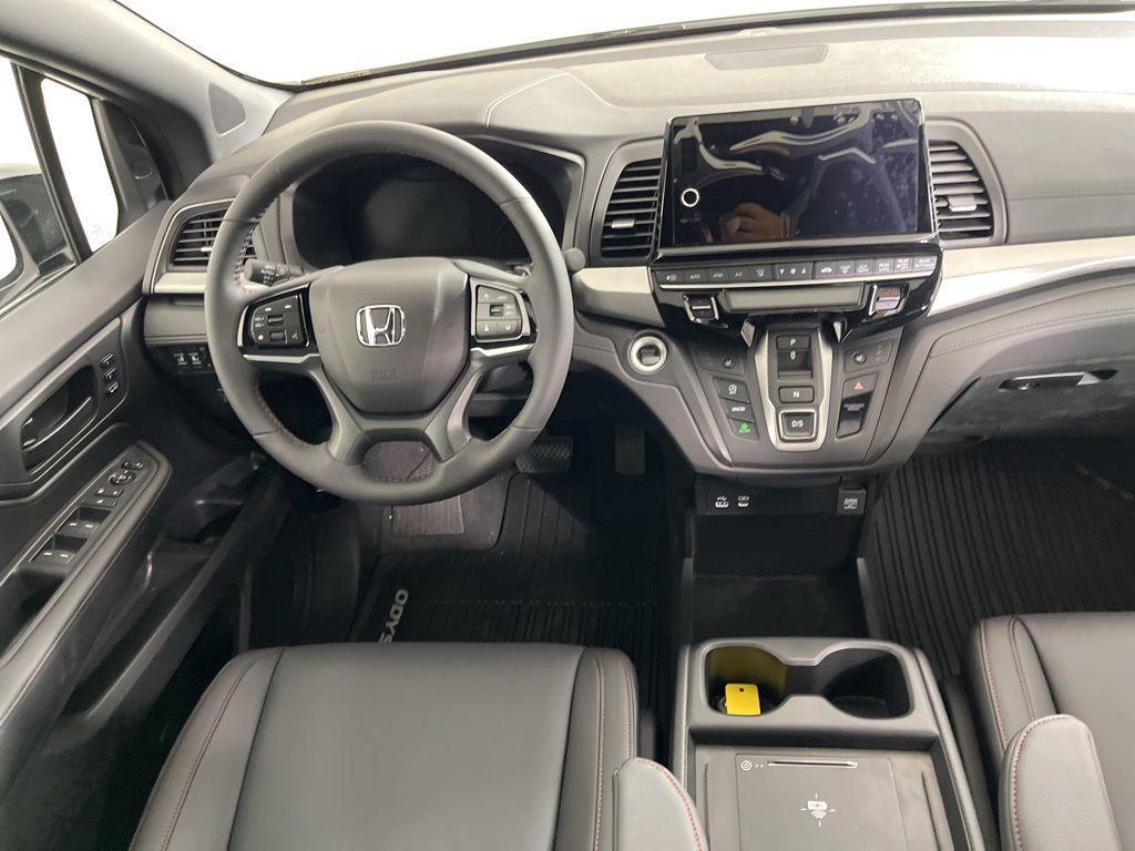 new 2026 Honda Odyssey car, priced at $45,845