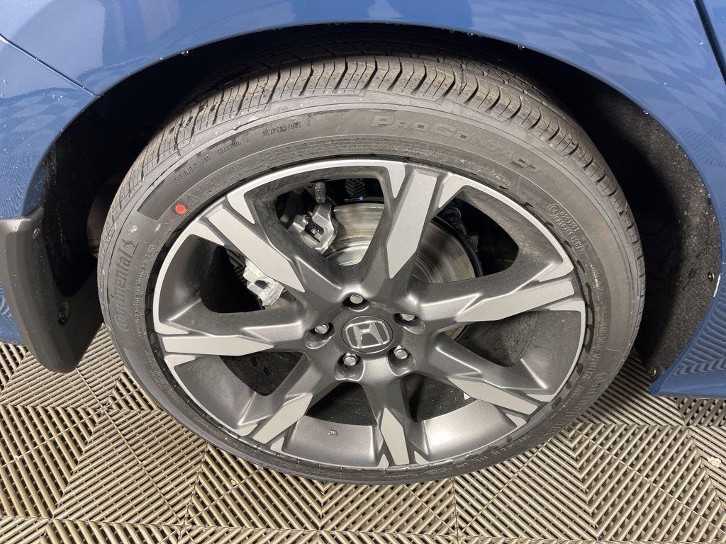 new 2026 Honda Civic Hybrid car, priced at $33,945