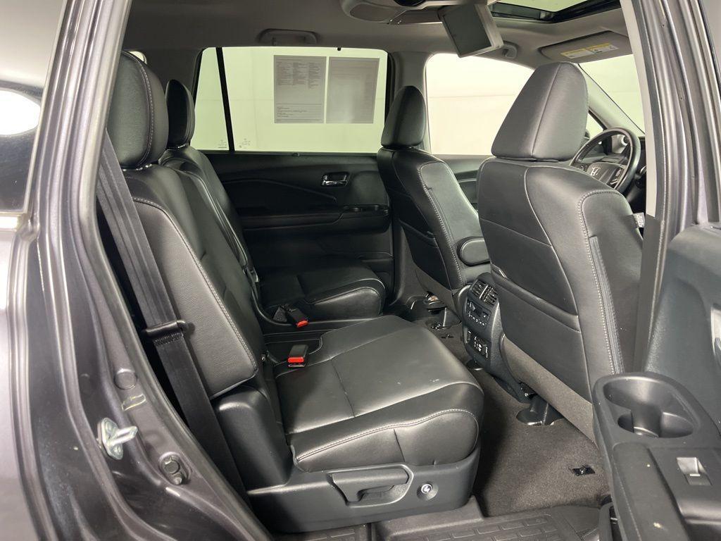 used 2022 Honda Pilot car, priced at $33,320