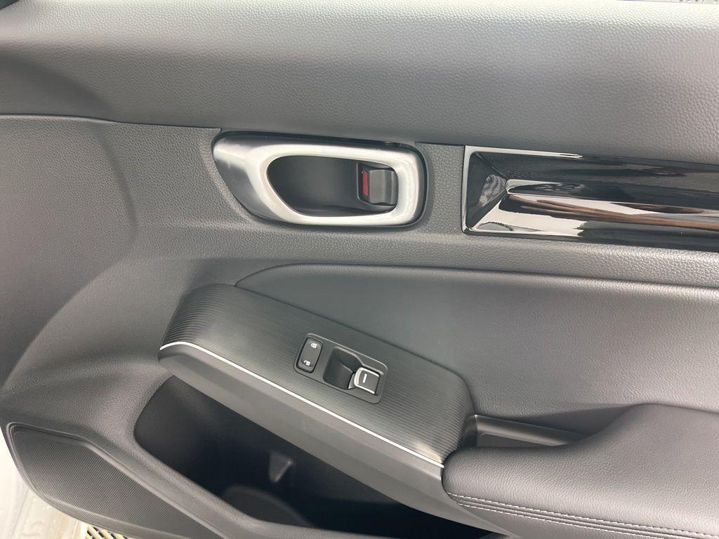 new 2026 Honda Civic Hybrid car, priced at $34,045