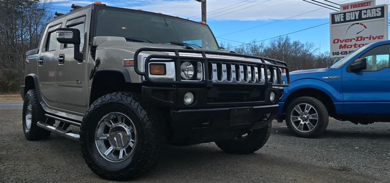 used 2005 Hummer H2 car, priced at $19,900