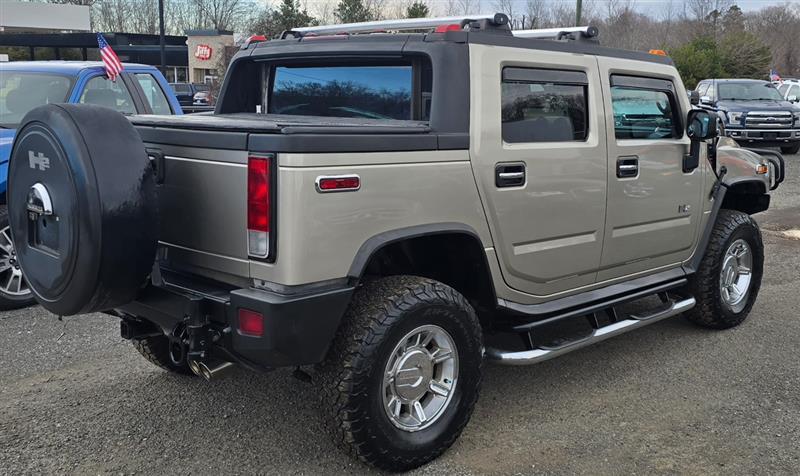 used 2005 Hummer H2 car, priced at $19,900