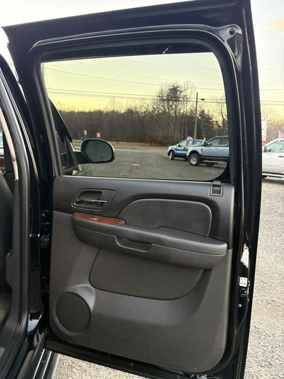 used 2010 Chevrolet Suburban car, priced at $14,900