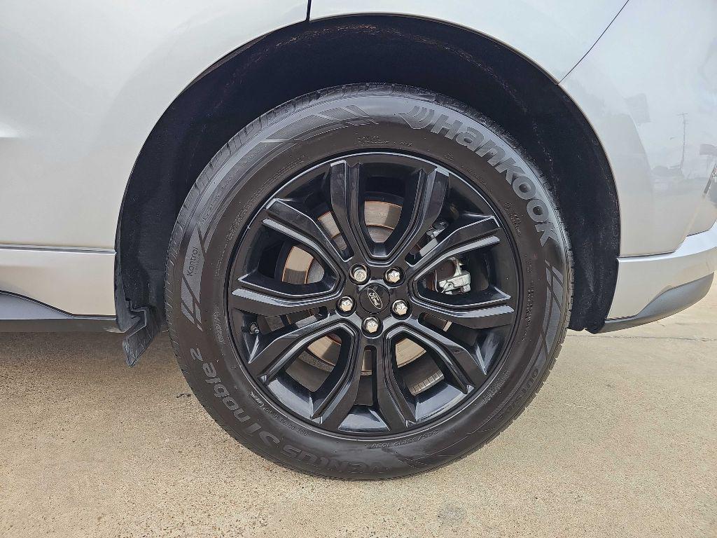 used 2024 Ford Edge car, priced at $21,499