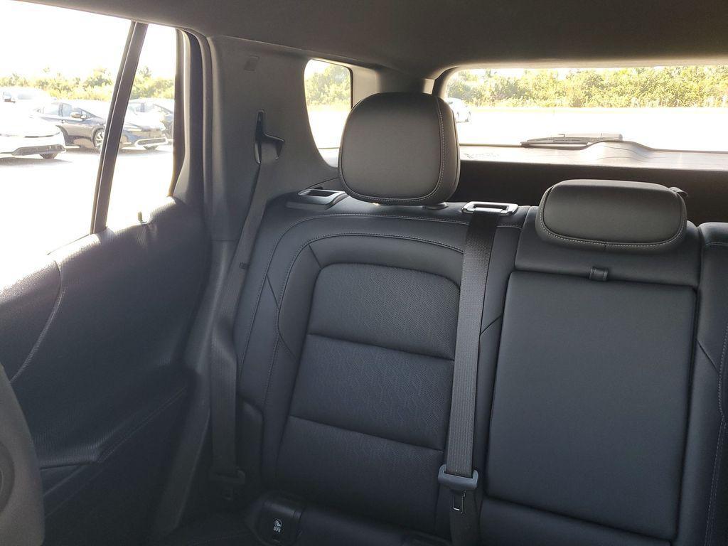 used 2025 Chevrolet Equinox car, priced at $22,521