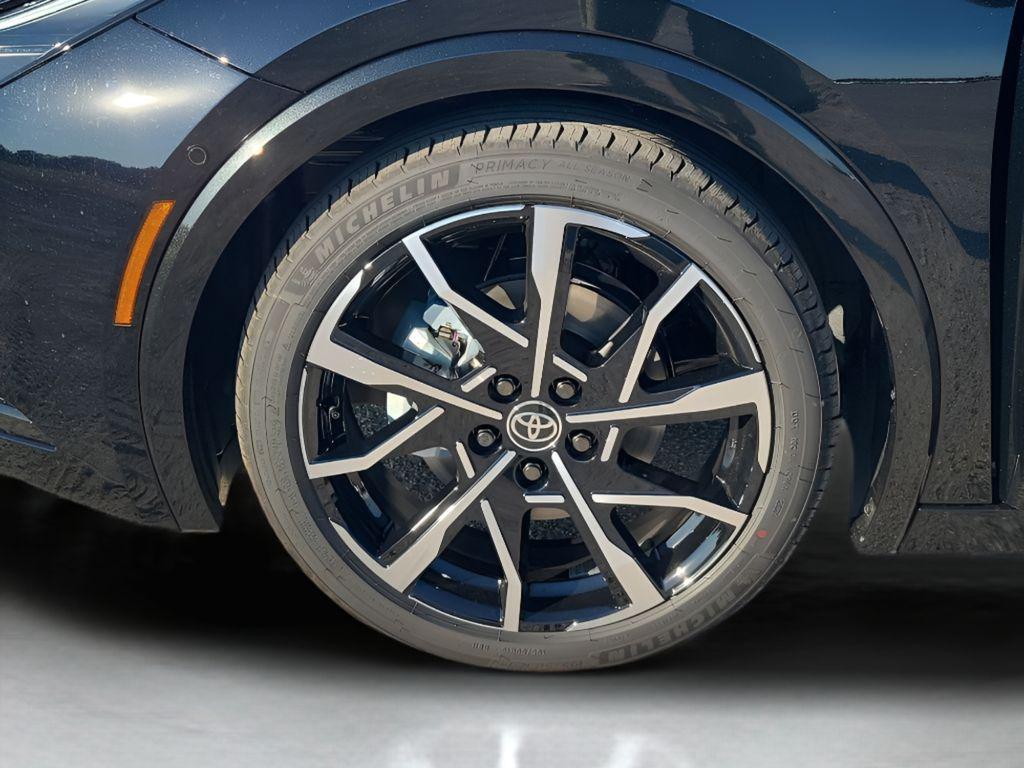 new 2026 Toyota Prius Plug-In Hybrid car, priced at $35,408