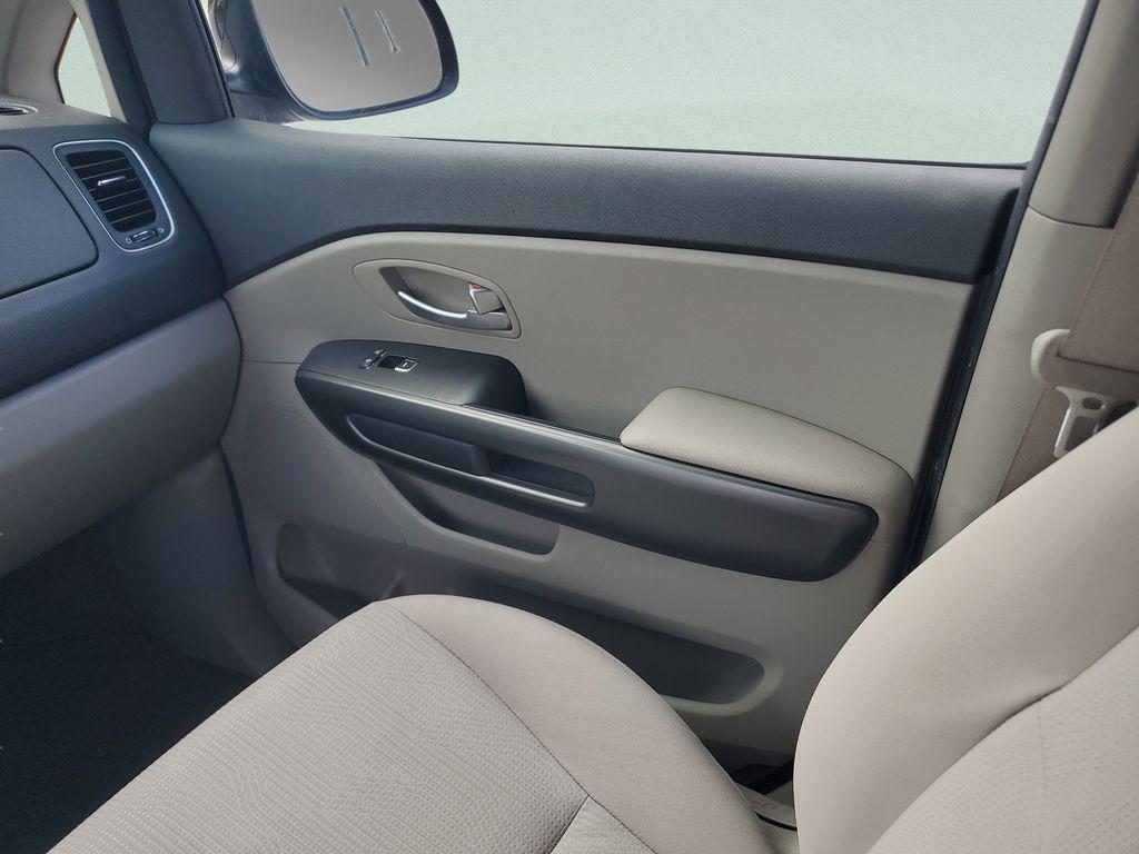 used 2020 Kia Sedona car, priced at $14,884