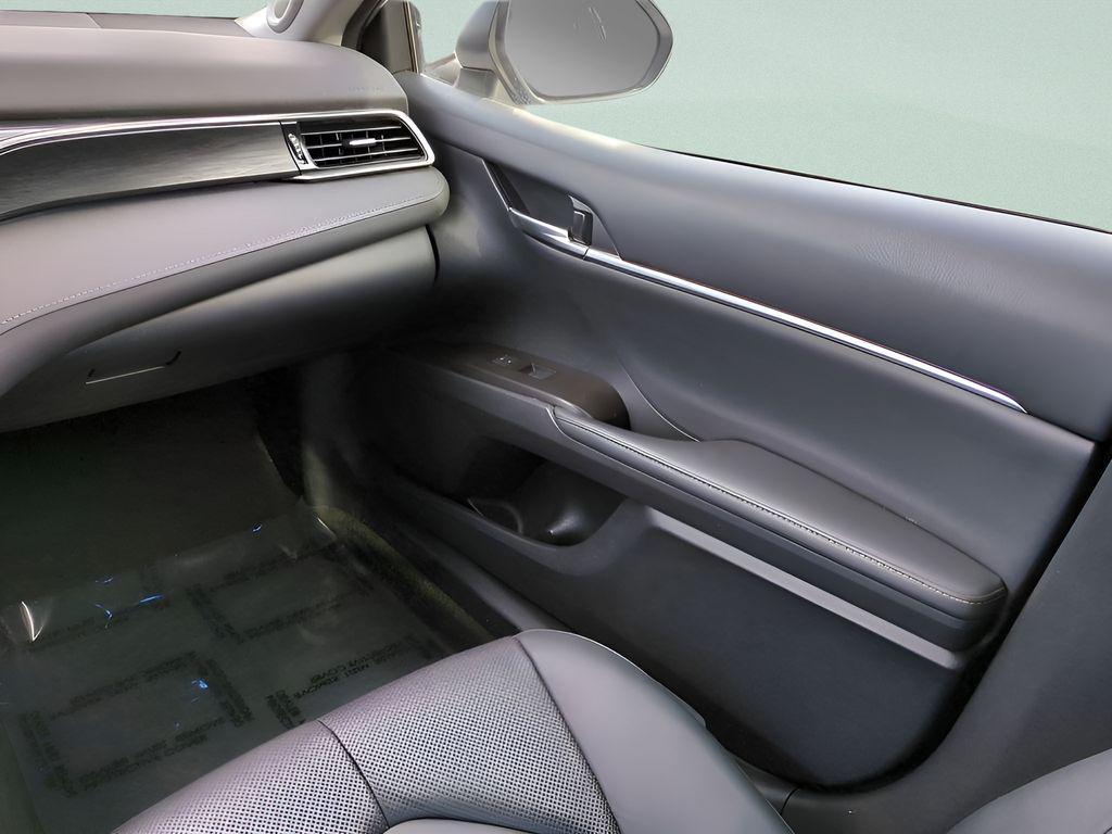 used 2022 Toyota Camry Hybrid car, priced at $27,887
