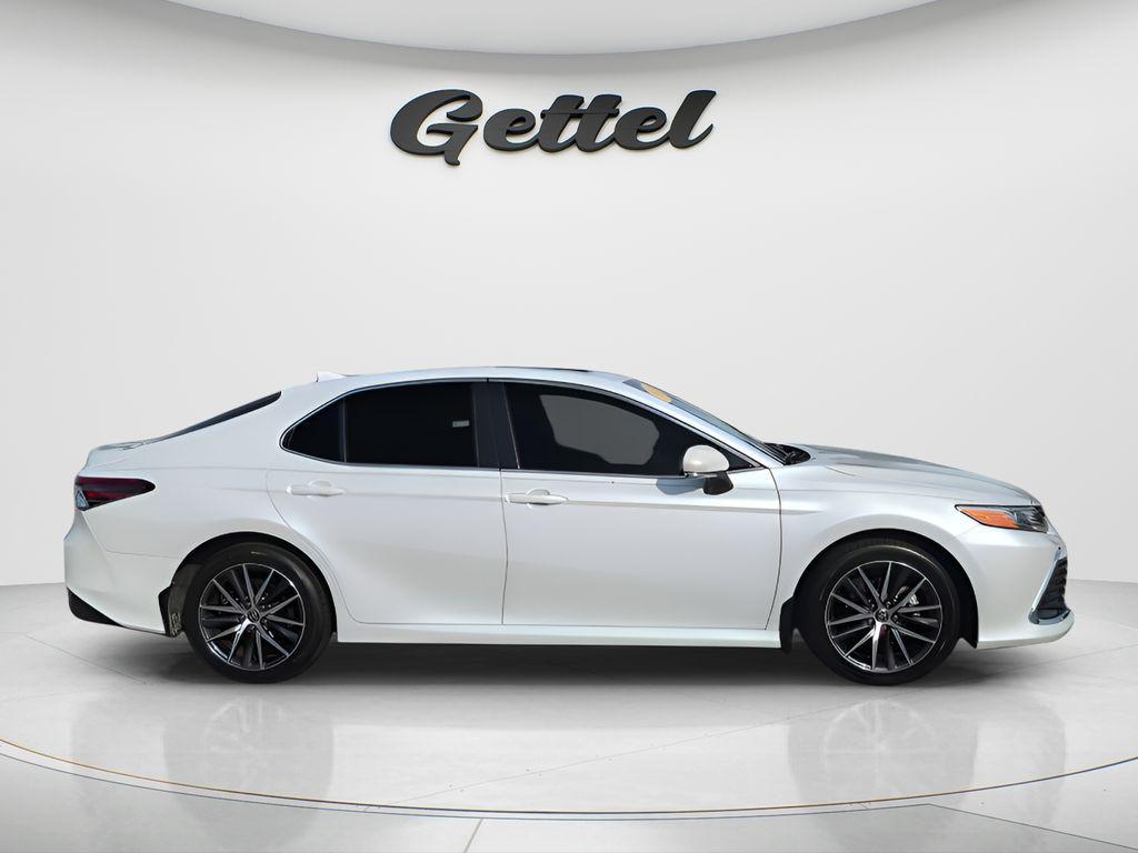 used 2022 Toyota Camry Hybrid car, priced at $27,887