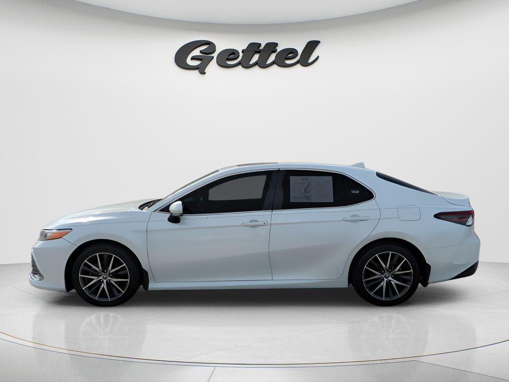 used 2022 Toyota Camry Hybrid car, priced at $27,887