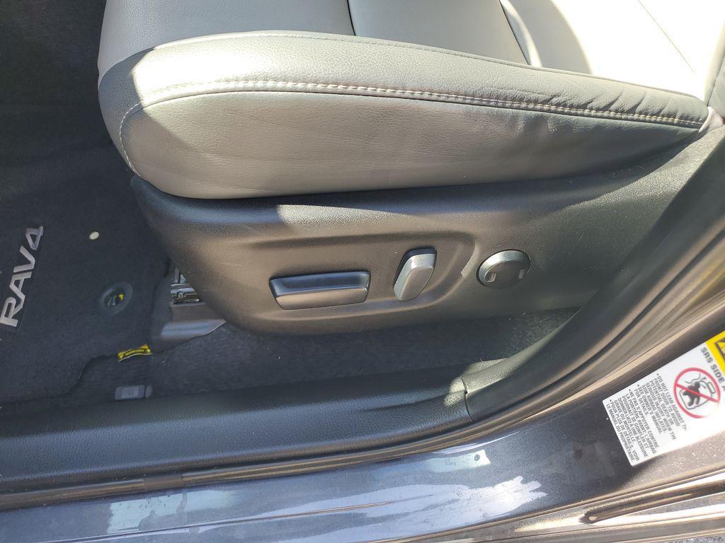 used 2015 Toyota RAV4 car, priced at $16,728