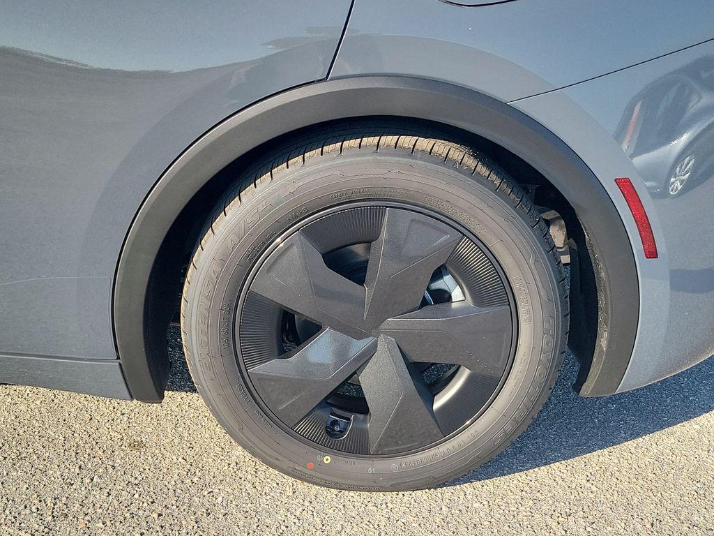 new 2026 Toyota Prius Plug-In Hybrid car, priced at $31,826