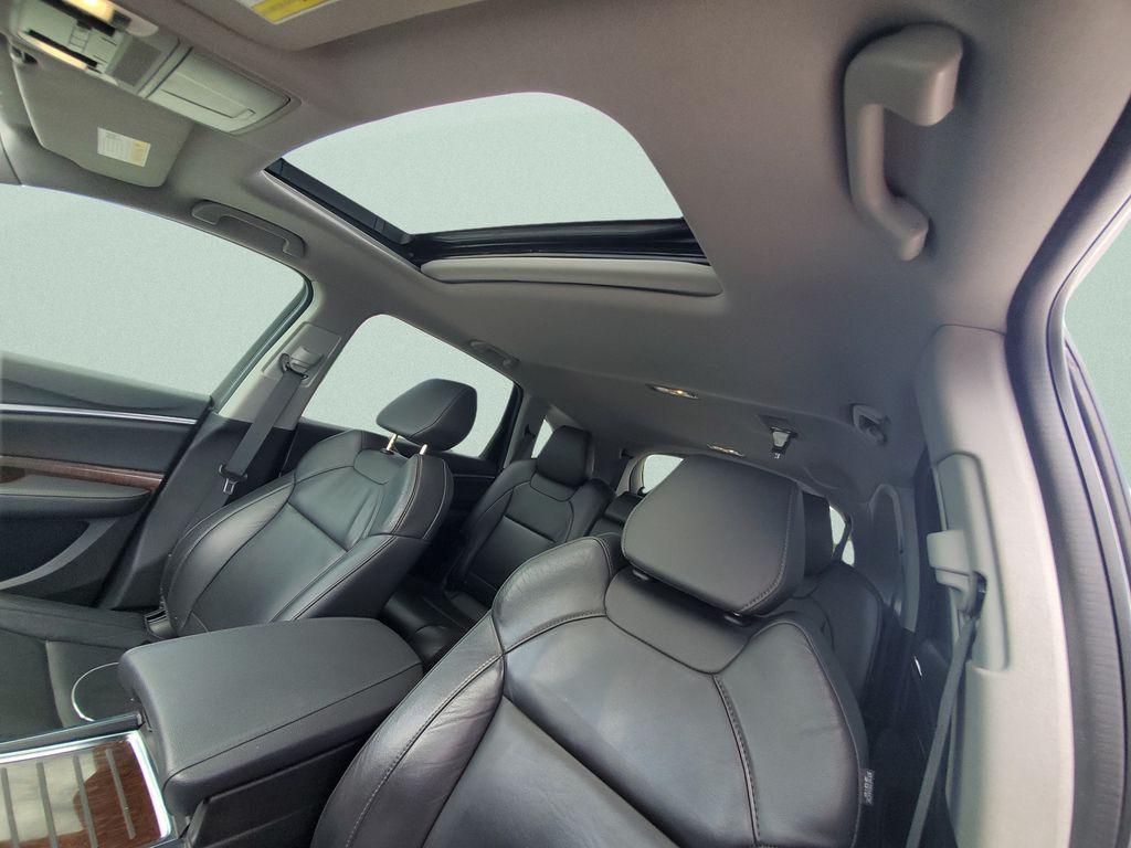 used 2020 Acura MDX car, priced at $25,275