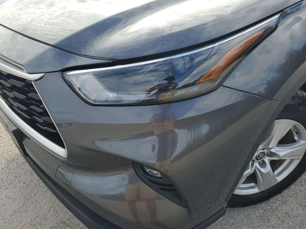 used 2023 Toyota Highlander car, priced at $28,770