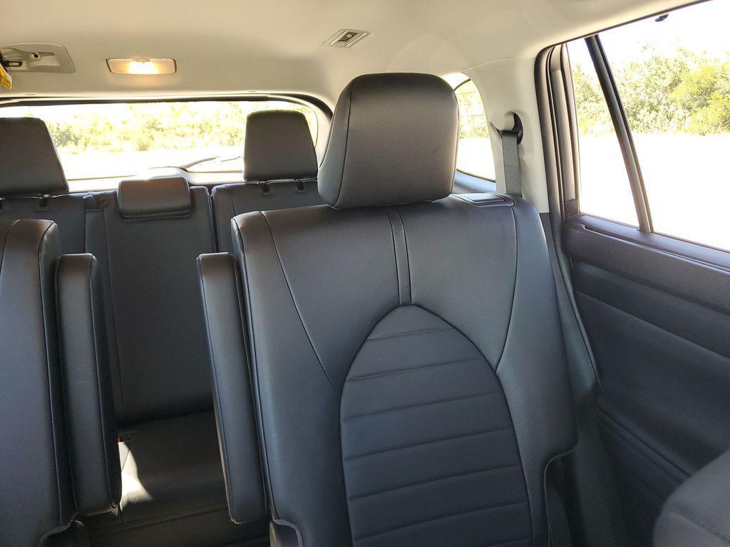 used 2023 Toyota Highlander car, priced at $36,184