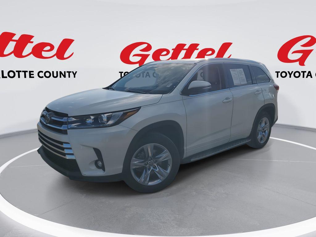 used 2019 Toyota Highlander car, priced at $28,488
