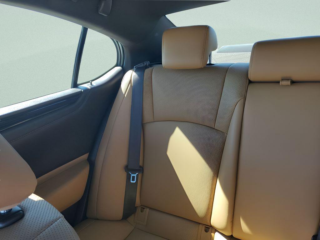 used 2019 Lexus ES 350 car, priced at $26,143