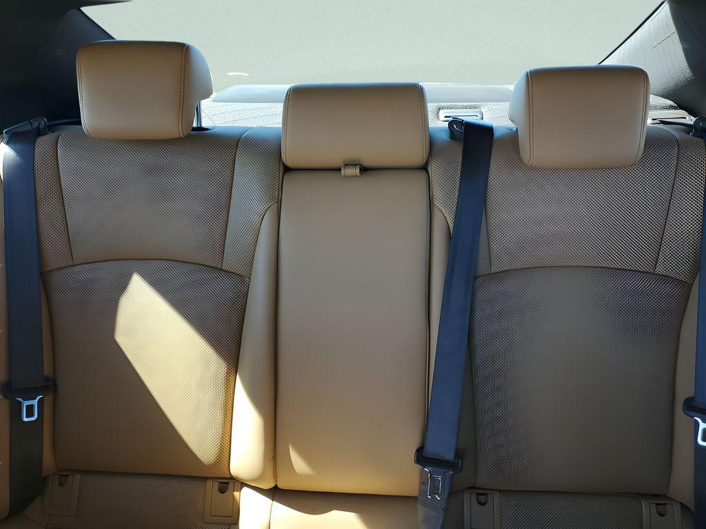 used 2019 Lexus ES 350 car, priced at $26,143