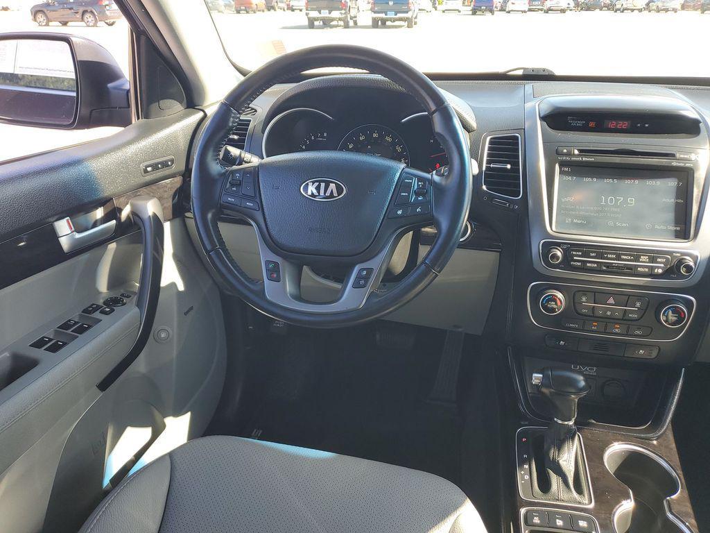 used 2014 Kia Sorento car, priced at $11,746