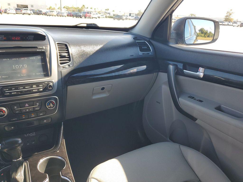 used 2014 Kia Sorento car, priced at $11,746