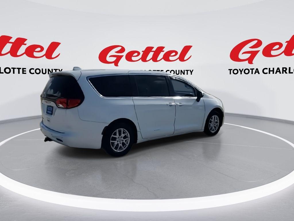 used 2019 Chrysler Pacifica car, priced at $12,017