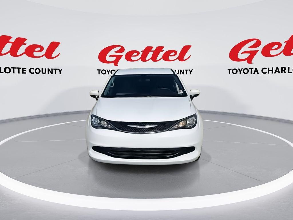 used 2019 Chrysler Pacifica car, priced at $12,017