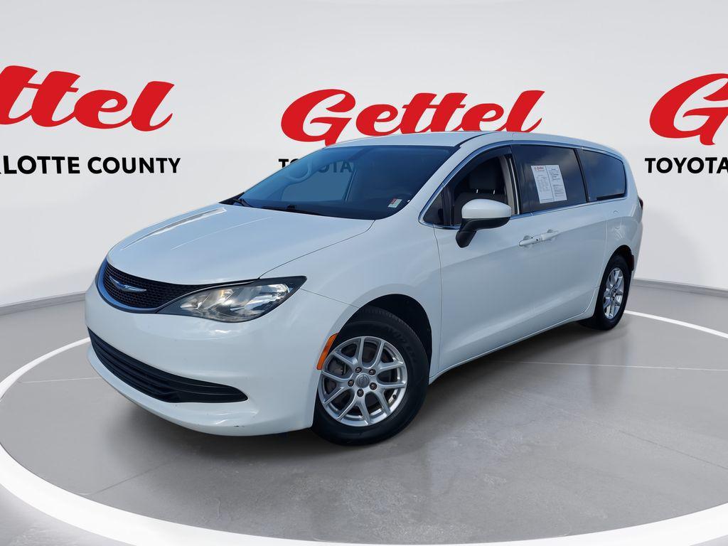 used 2019 Chrysler Pacifica car, priced at $12,017