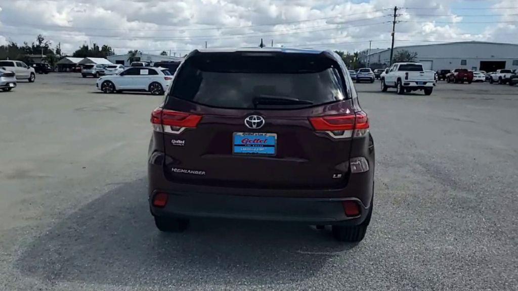 used 2019 Toyota Highlander car, priced at $21,447
