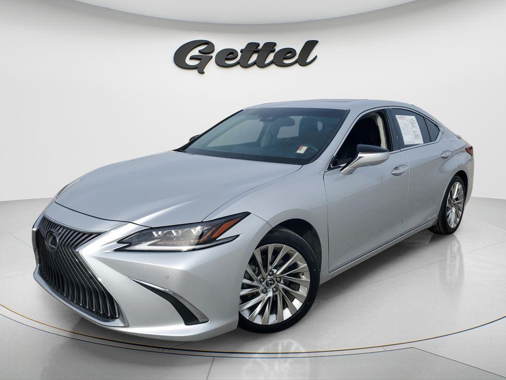 used 2019 Lexus ES 300h car, priced at $27,438