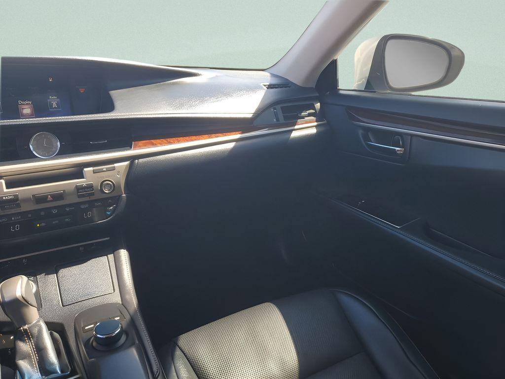 used 2016 Lexus ES 350 car, priced at $18,282