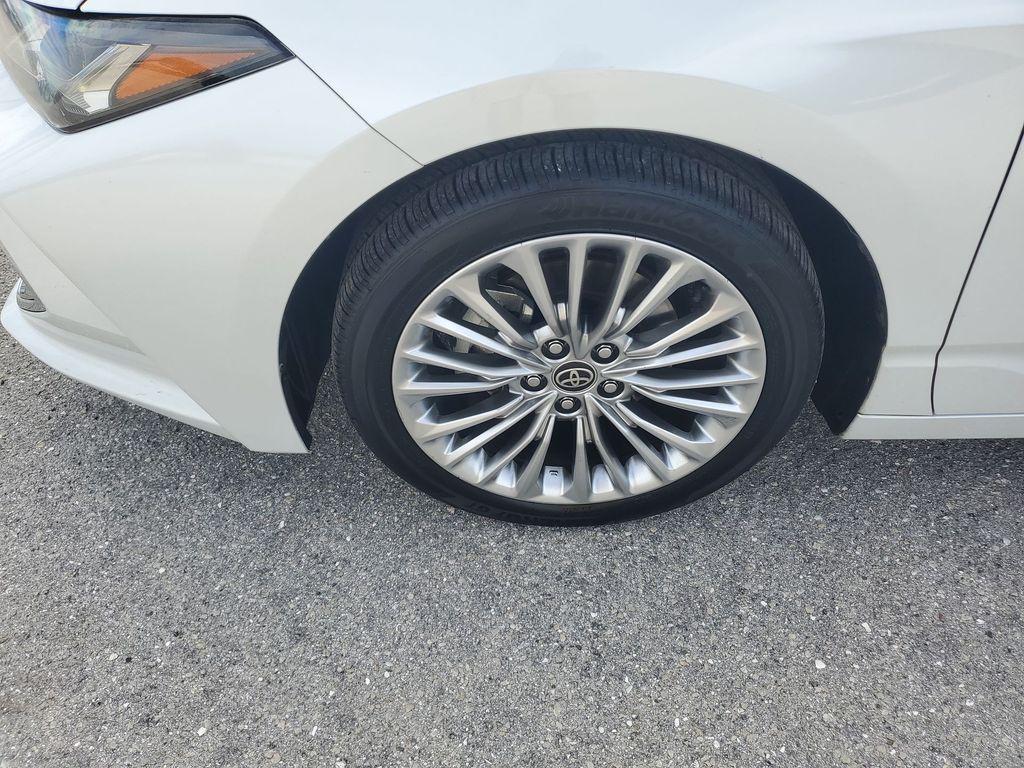 used 2020 Toyota Avalon Hybrid car, priced at $27,604