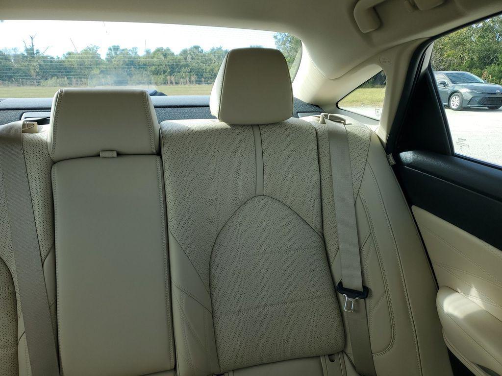 used 2020 Toyota Avalon Hybrid car, priced at $27,604