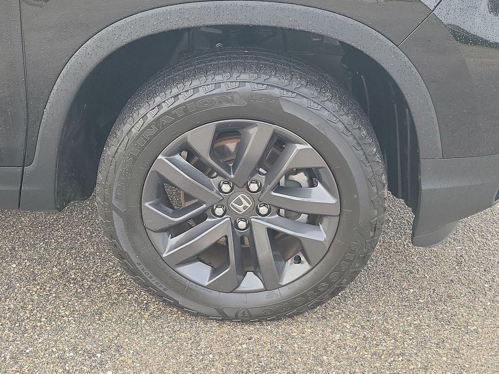 used 2023 Honda Ridgeline car, priced at $26,991