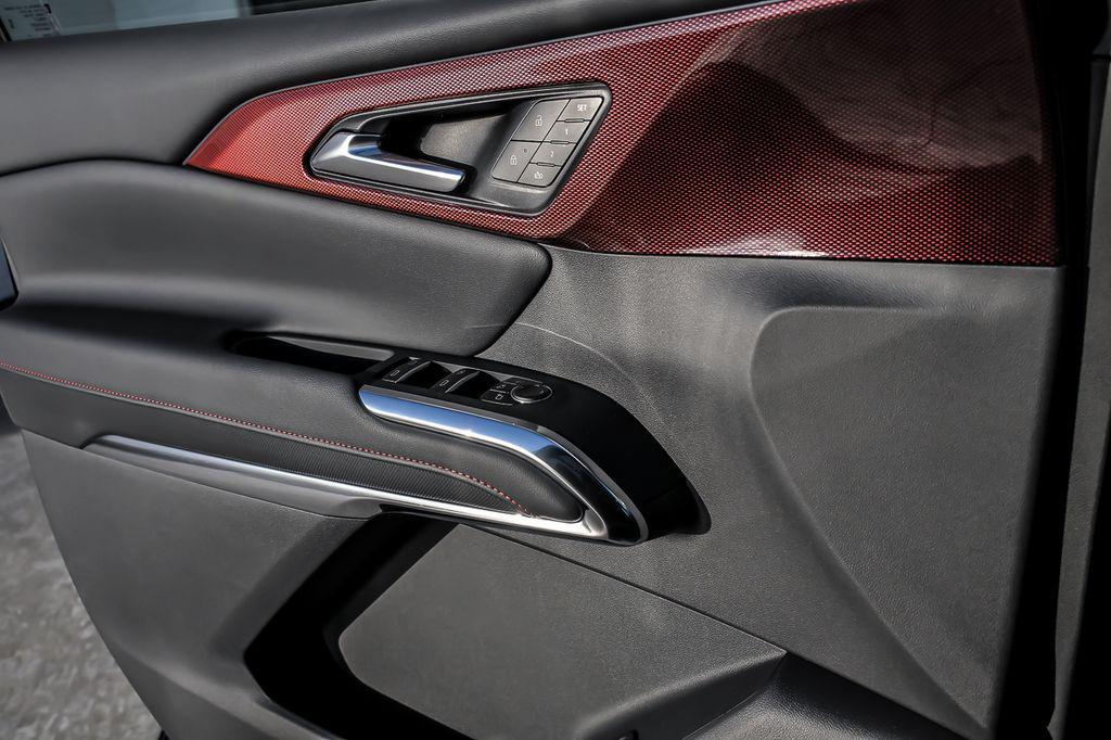 new 2026 Chevrolet Traverse car, priced at $60,614