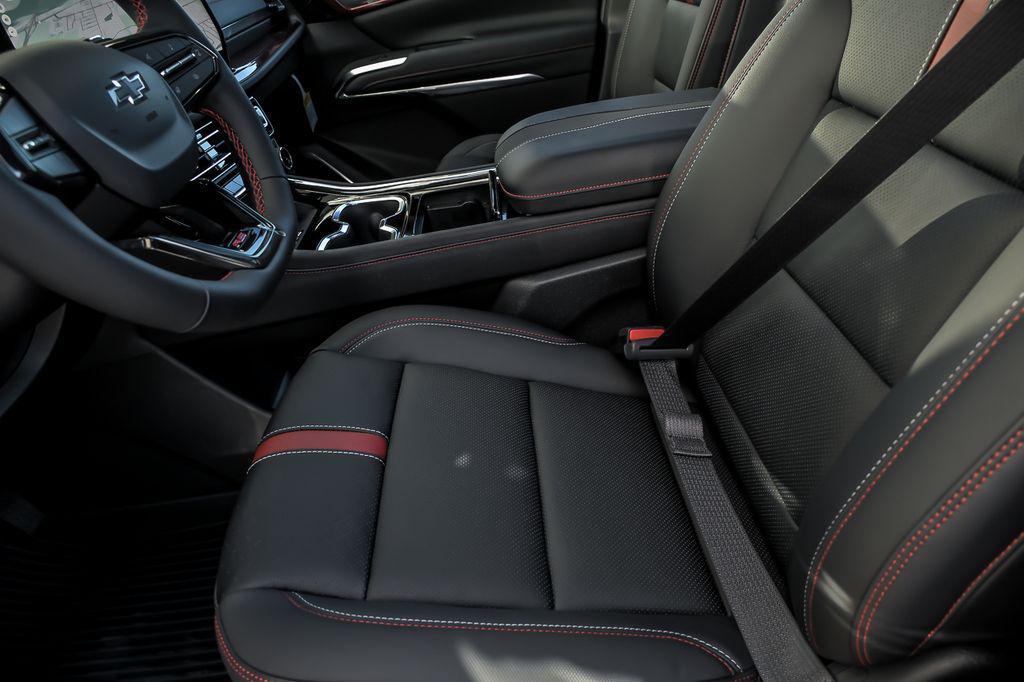 new 2026 Chevrolet Traverse car, priced at $60,614