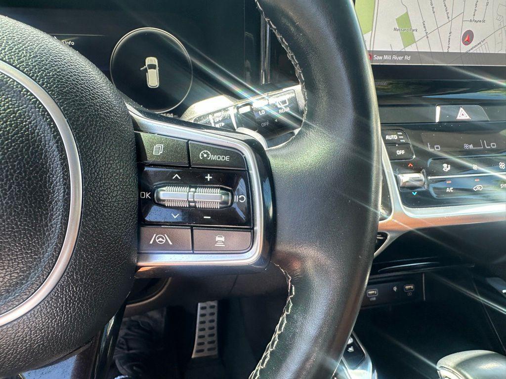 used 2022 Kia Sorento car, priced at $30,900